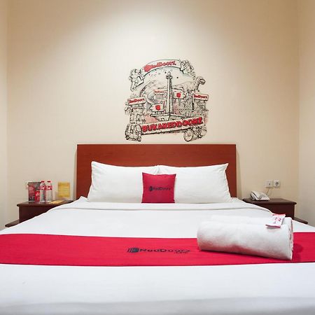 Reddoorz Plus Near Plaza Blok M Jacarta Exterior foto